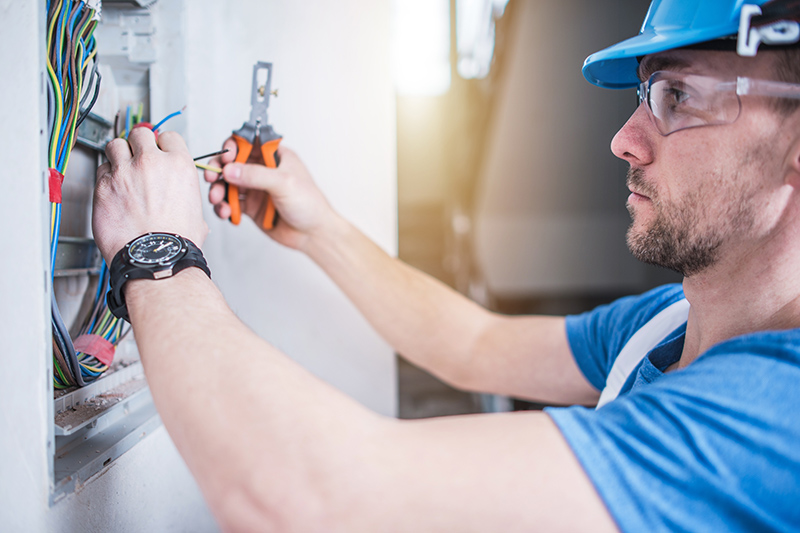 Electrician Qualifications in Rochdale Greater Manchester